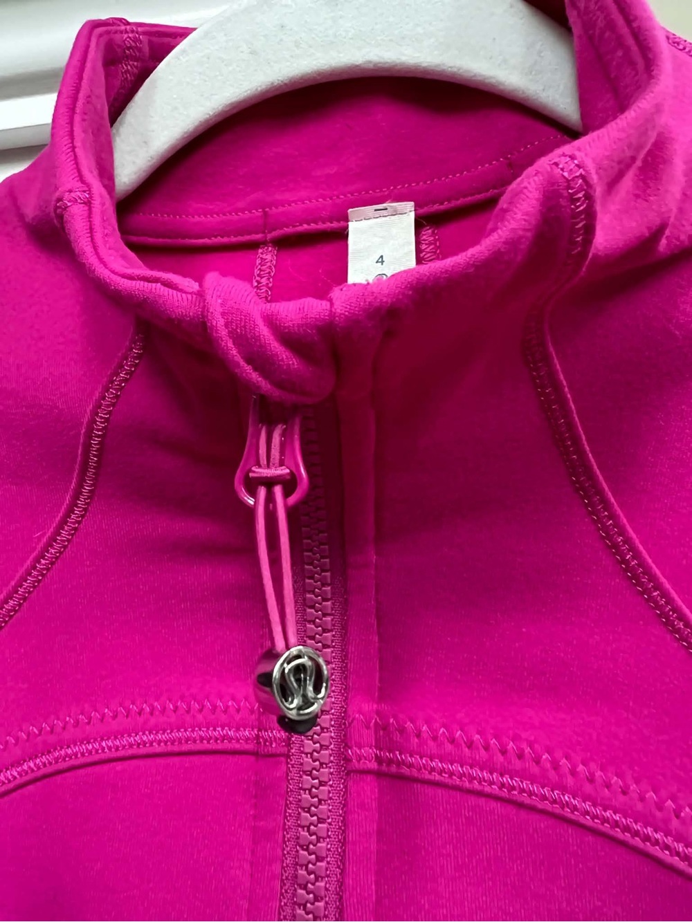 Lululemon - Picture 5 of 6